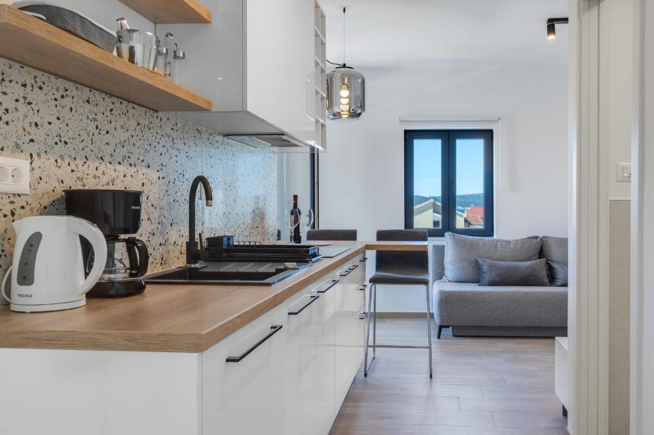 Residence Jonathan Biograd Na Moru Eksteriør bilde
