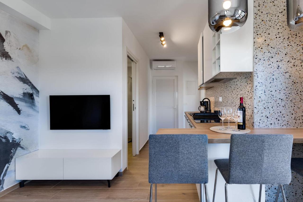 Residence Jonathan Biograd Na Moru Eksteriør bilde